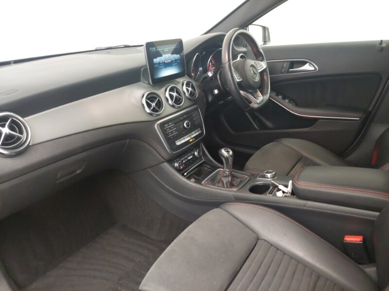 Used Mercedes-Benz GLA 2017 for sale - 77948189: Photo 5