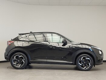 Used Nissan Juke 2023 for sale - 76800288: Photo