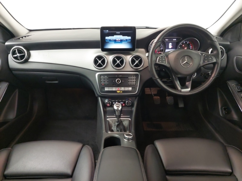 Used Mercedes-Benz GLA 2018 for sale - 76498278: Photo 2