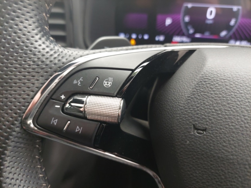 Used Skoda Karoq 2023 for sale - 77969361: Photo 12