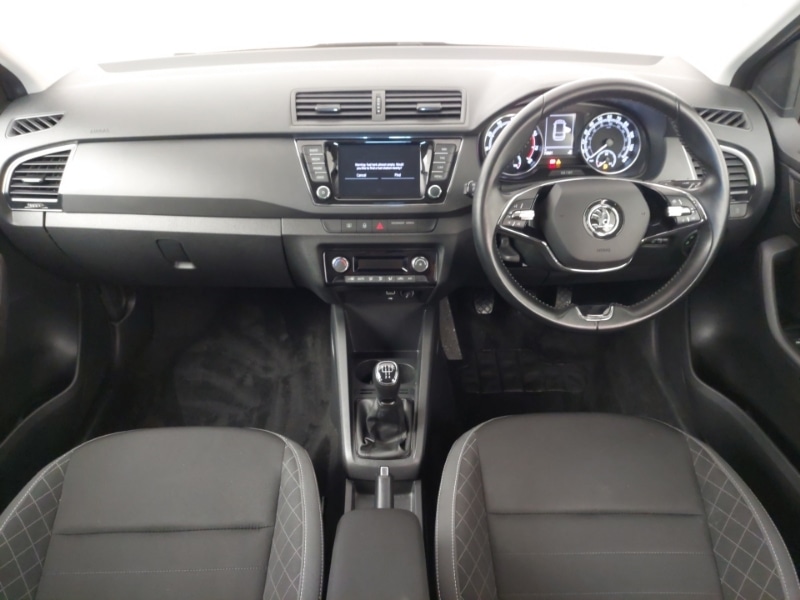 Used Skoda Fabia 2022 for sale - 76493259: Photo 2