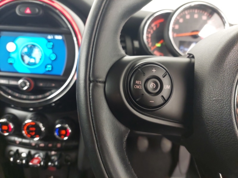 Used MINI Hatch 2018 for sale - 76853967: Photo 15