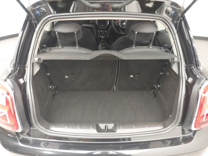 Used MINI Hatch 2018 for sale - 76853967: Photo 8