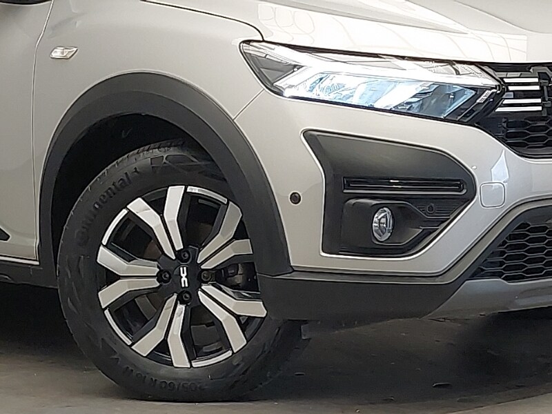 Used Dacia Sandero Stepway 2023 for sale - 77847375: Photo 9