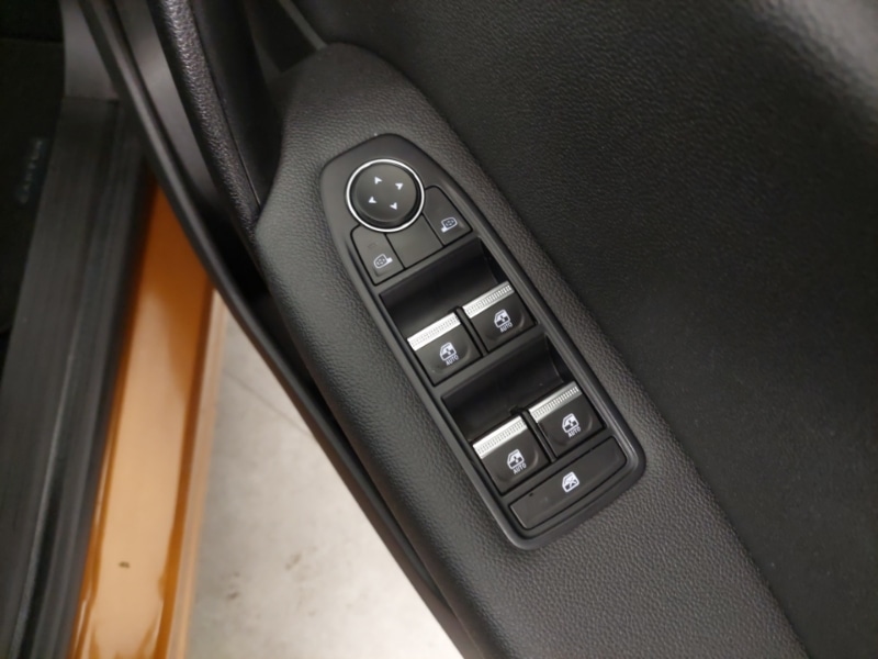 Used Renault Captur 2022 for sale - 76621815: Photo 12