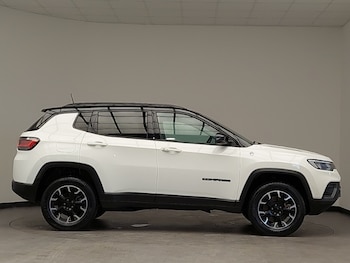 Used Jeep Compass 2023 for sale - 76834564: Photo