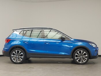 Used SEAT Arona 2024 for sale - 76464882: Photo