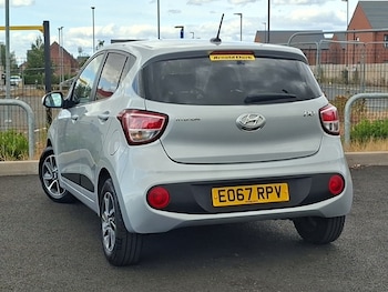 Used Hyundai i10 2017 for sale - 79440290: Photo