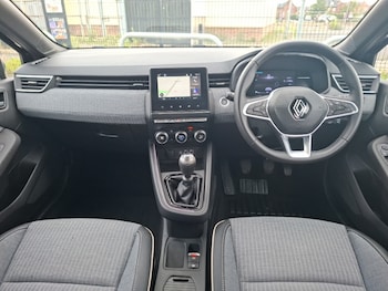 Used Renault Clio 2024 for sale - 79461454: Photo