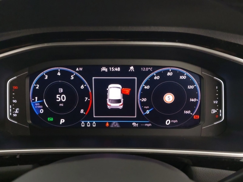 Used Volkswagen T-Roc 2023 for sale - 77736419: Photo 19