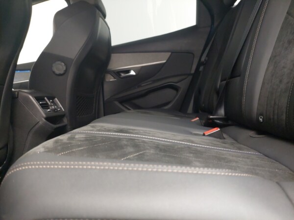 Used Peugeot 3008 2022 for sale - 76121153: Photo 6