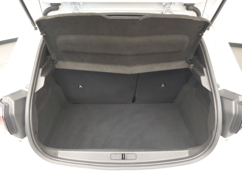 Used Peugeot 208 2022 for sale - 76907198: Photo 8