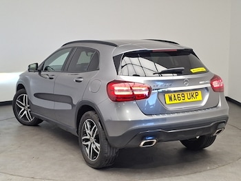 Used Mercedes-Benz GLA 2019 for sale - 79153500: Photo