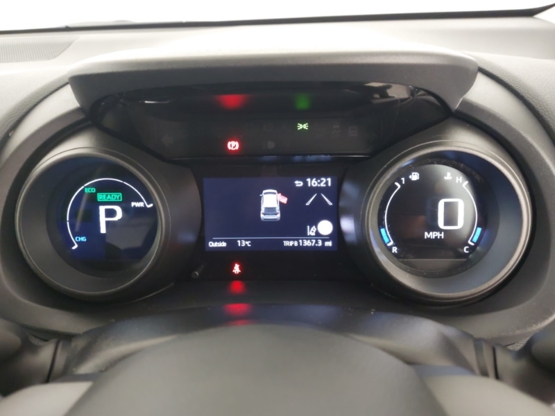 Used Toyota Yaris 2022 for sale - 78135321: Photo 18