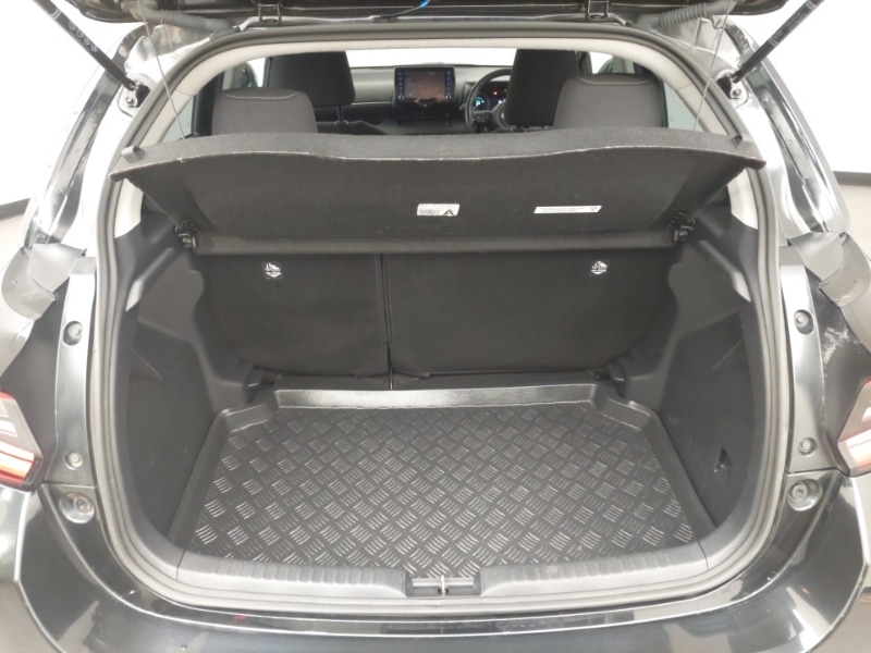 Used Toyota Yaris 2022 for sale - 78135321: Photo 8