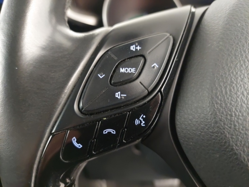 Used Toyota C-HR 2019 for sale - 77907944: Photo 14