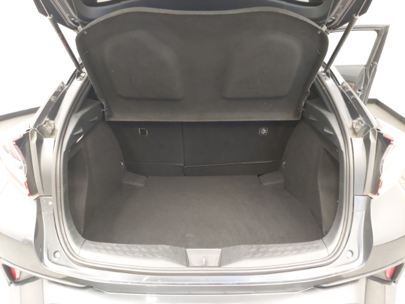 Used Toyota C-HR 2019 for sale - 77907944: Photo 8