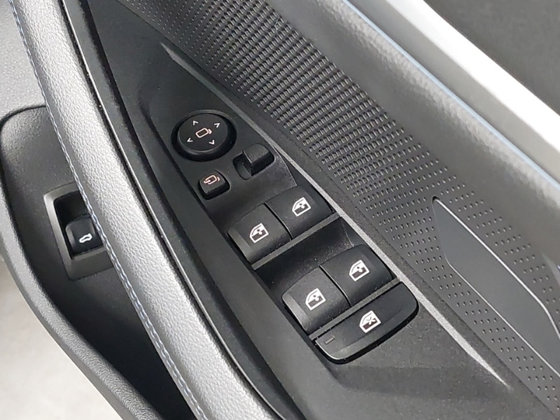 Used BMW i4 2022 for sale - 77689847: Photo 12