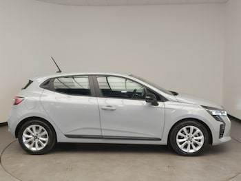 Used Renault Clio 2025 for sale - 78670127: Photo