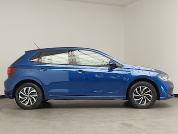 Used Volkswagen Polo 2023 for sale - 75576627: Photo
