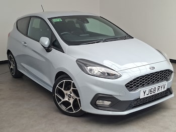 Used Ford Fiesta 2018 for sale - 79131316: Photo