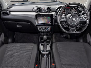 Used Suzuki Swift 2023 for sale - 79665882: Photo