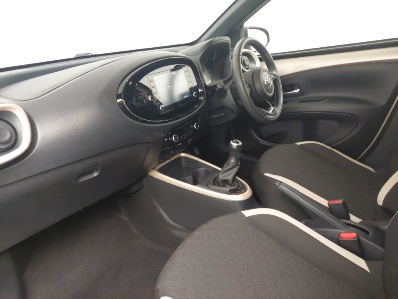 Used Toyota Aygo X 2023 for sale - 77948181: Photo 5