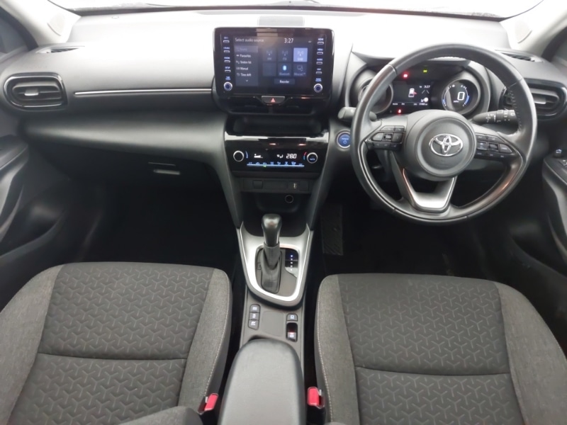 Used Toyota Yaris Cross 2023 for sale - 78089176: Photo 2
