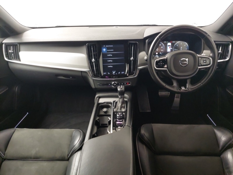 Used Volvo V90 2018 for sale - 76380447: Photo 2