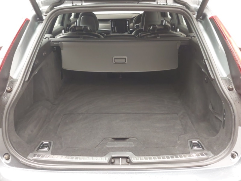 Used Volvo V90 2018 for sale - 76380447: Photo 8