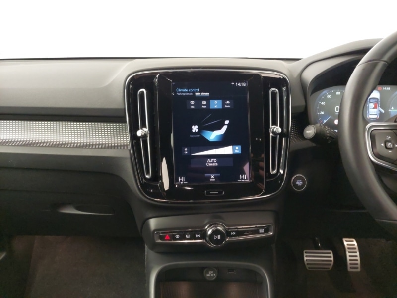 Used Volvo XC40 2022 for sale - 76071302: Photo 11