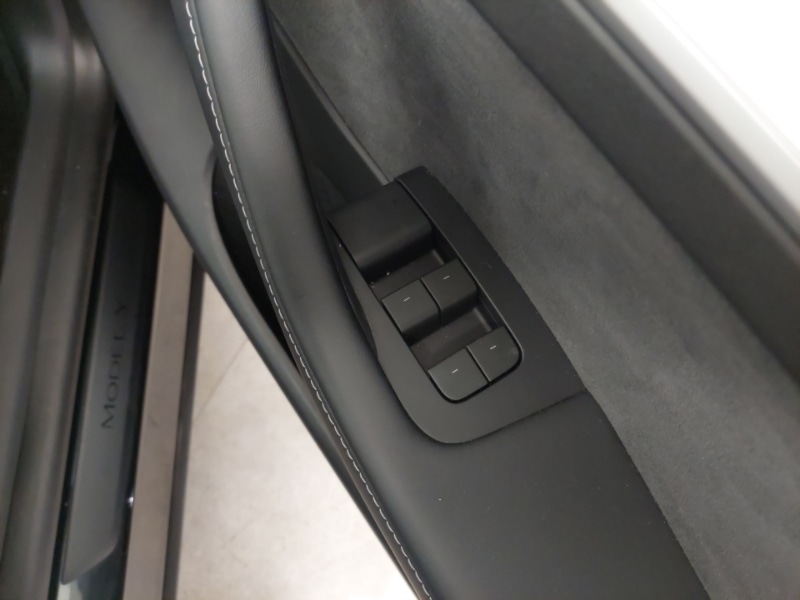 Used Tesla Model Y 2024 for sale - 77010845: Photo 13