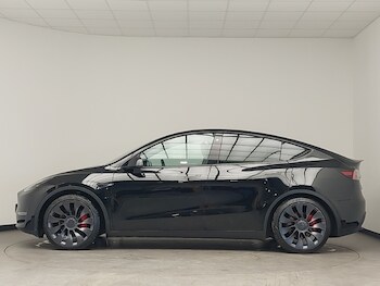 Used Tesla Model Y 2024 for sale - 77010845: Photo
