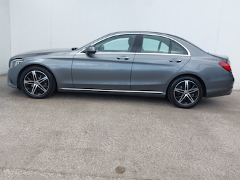Used Mercedes-Benz C Class 2019 for sale - 79557886: Photo