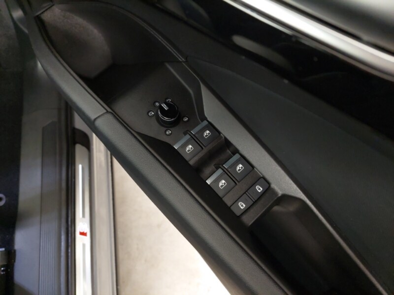 Used Audi Q4 e-tron 2022 for sale - 77760953: Photo 12