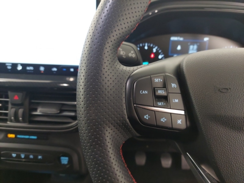 Used Ford Focus 2023 for sale - 77630195: Photo 14