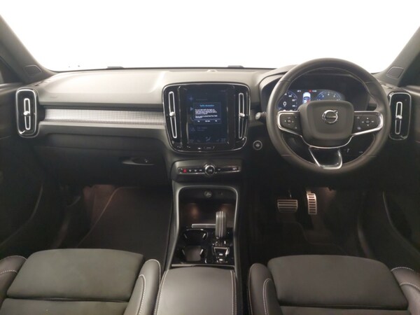 Used Volvo XC40 2020 for sale - 76188143: Photo 2