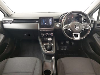 Used Renault Clio 2021 for sale - 76511717: Photo