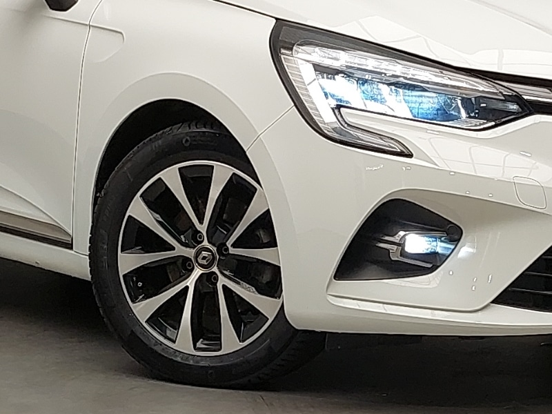 Used Renault Clio 2021 for sale - 76511717: Photo 9