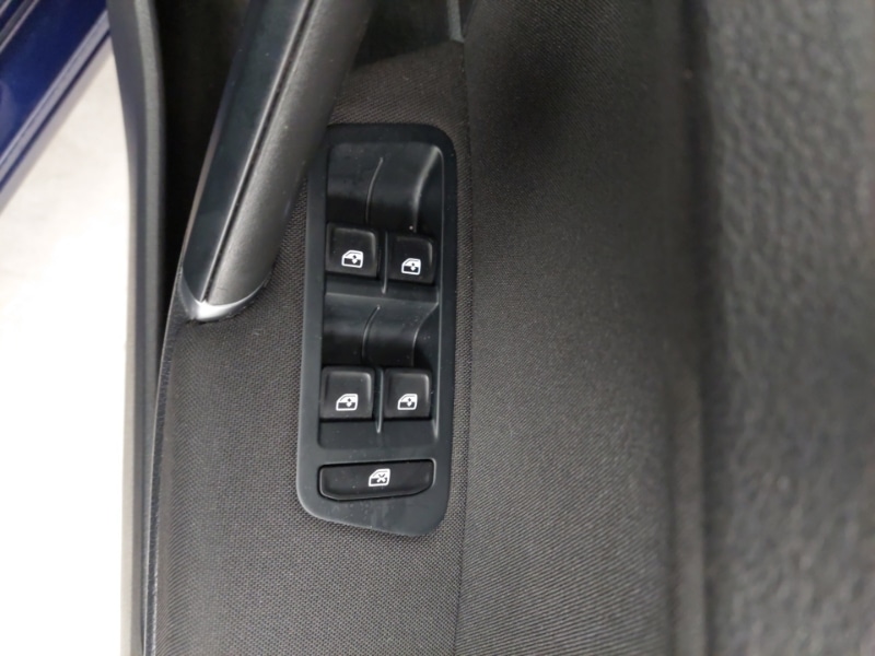 Used Volkswagen Golf 2019 for sale - 77771619: Photo 12