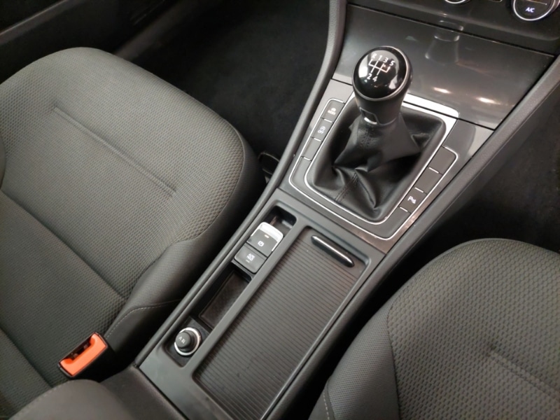 Used Volkswagen Golf 2019 for sale - 77771619: Photo 15