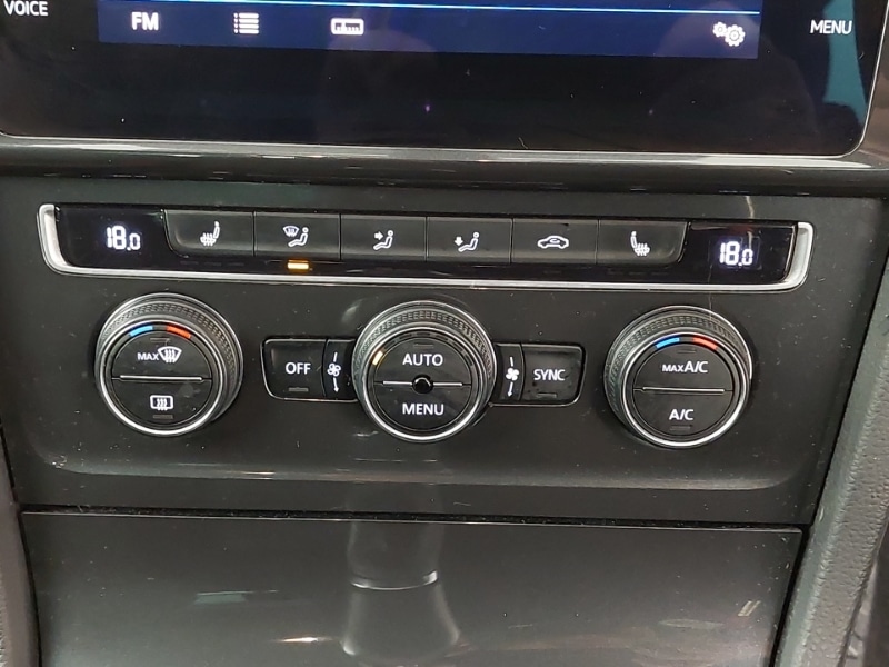 Used Volkswagen Golf 2019 for sale - 77771619: Photo 16