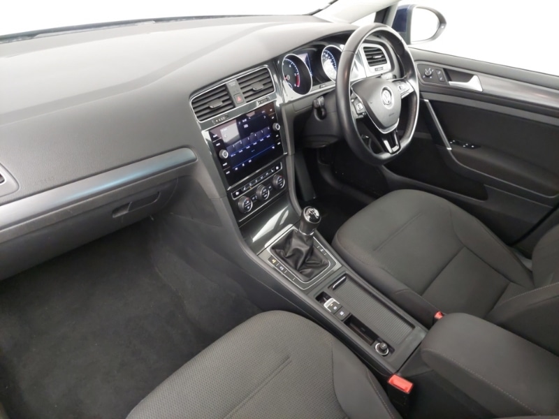 Used Volkswagen Golf 2019 for sale - 77771619: Photo 5