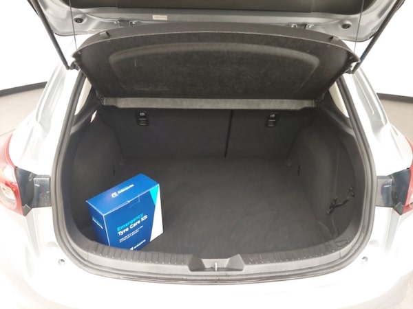 Used Mazda Mazda3 2017 for sale - 76289557: Photo 8