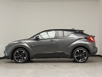 Used Toyota C-HR 2022 for sale - 78576102: Photo