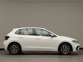 Used Volkswagen Polo 2022 for sale - 77722235: Photo