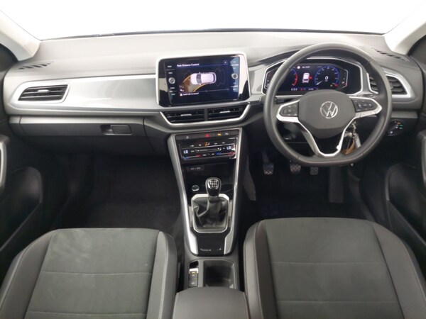 Used Volkswagen T-Roc 2024 for sale - 75338514: Photo 2