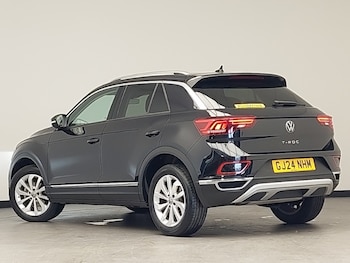 Used Volkswagen T-Roc 2024 for sale - 75338514: Photo