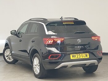 Used Volkswagen T-Roc 2023 for sale - 78467580: Photo