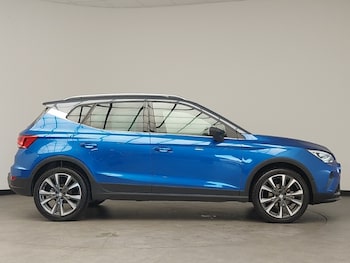 Used SEAT Arona 2024 for sale - 76331830: Photo